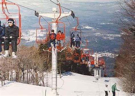 Magic mountain londonderry - Find out what's popular at Magic Mountain Ski Area in Londonderry, VT in real-time and see activity
